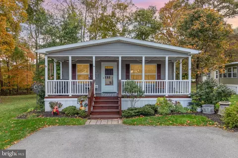 34 Rainbow Cir, Elizabethtown, PA 17022