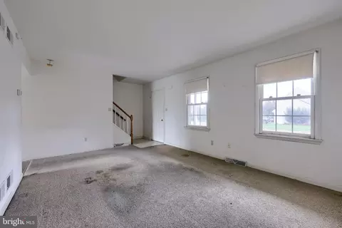 Living - 28 Brookview Dr, Lititz, PA 17543 photo 1 of 4