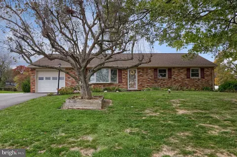 810 Snyder Hill Rd, Lititz, PA 17543 photo 6