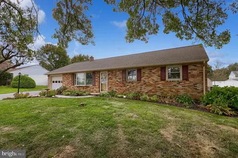 810 Snyder Hill Rd, Lititz, PA 17543 photo 8