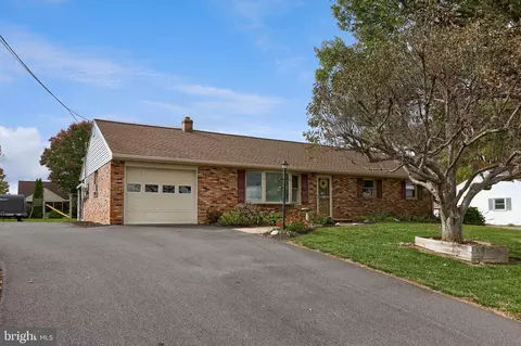 810 Snyder Hill Rd, Lititz, PA 17543 photo 5