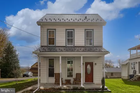205 E Main St, Terre Hill, PA 17581