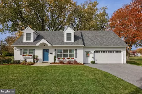 180 S Shenk Ave, Strasburg, PA 17579