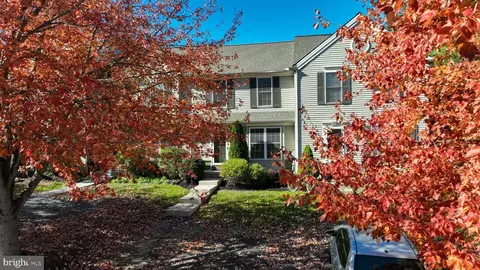 220 Harvard Ave, Lancaster, PA 17603