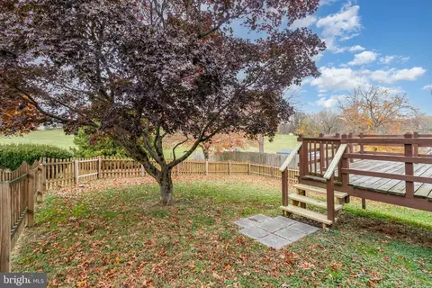 Exterior - 545 Wood View Dr, Lititz, PA 17543 photo 5 of 10
