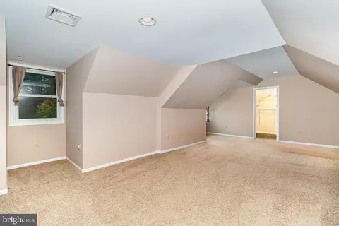 Bedroom - 545 Wood View Dr, Lititz, PA 17543 photo 2 of 6