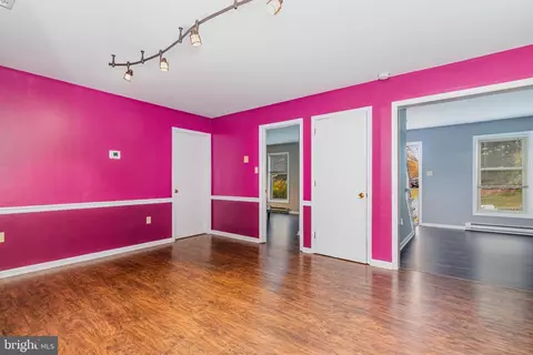 Living - 545 Wood View Dr, Lititz, PA 17543 photo 4 of 6
