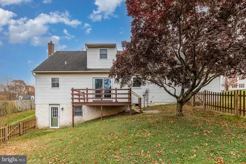Exterior - 545 Wood View Dr, Lititz, PA 17543 photo 2 of 10