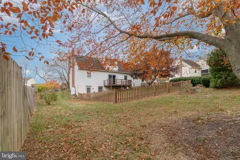 Exterior - 545 Wood View Dr, Lititz, PA 17543 photo 8 of 10