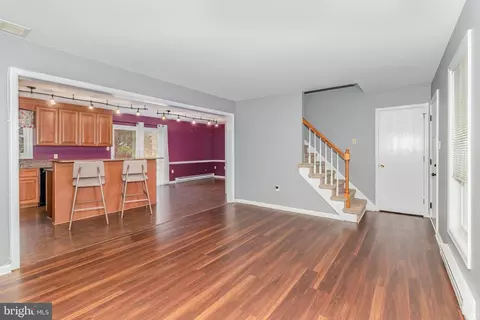 Living - 545 Wood View Dr, Lititz, PA 17543 photo 3 of 6