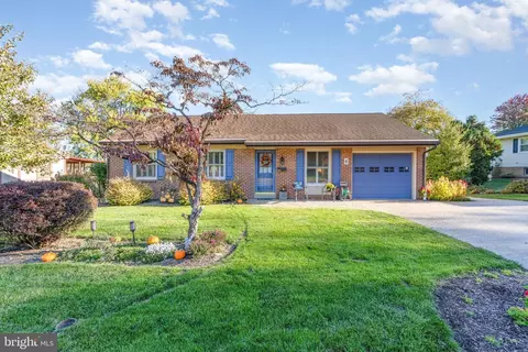 212 Irene Ave, Ephrata, PA 17522