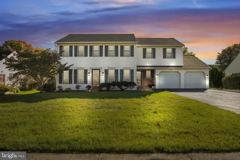 70 Millstone Dr, Brownstown, PA 17508