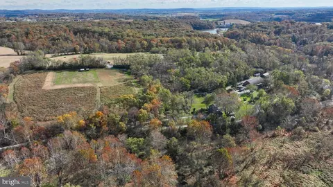 View/Area - 550 Speedwell Forge Rd, Lititz, PA 17543 photo 6 of 7