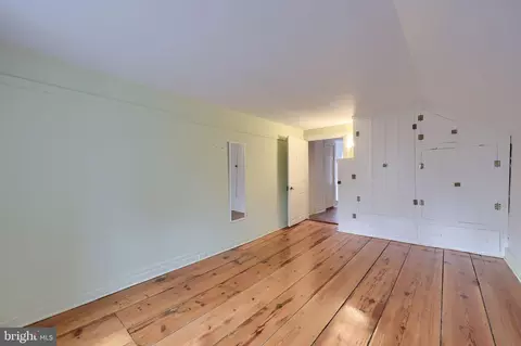 Bedroom - 550 Speedwell Forge Rd, Lititz, PA 17543 photo 4 of 9
