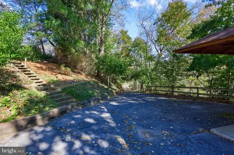 Exterior - 550 Speedwell Forge Rd, Lititz, PA 17543 photo 10 of 29