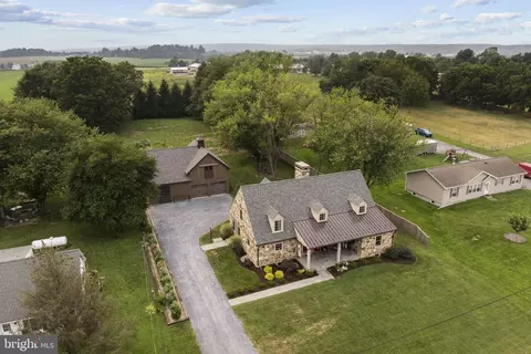 650 Broad St, Honey Brook, PA 19344