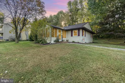 212 Erb Ave, Willow Street, PA 17584