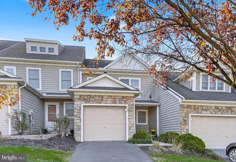 Exterior - 762 Keller Dr, Lititz, PA 17543 photo 2 of 5