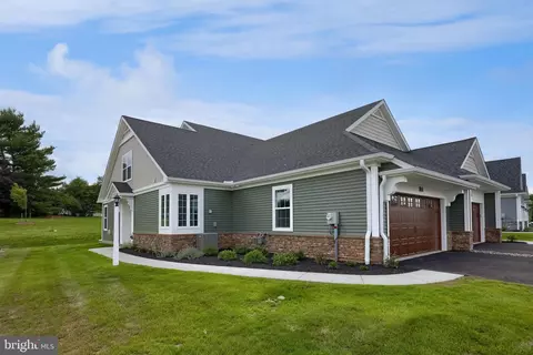 223 Bellaride Ln #67, Millersville, PA 17551