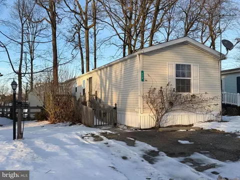 110 Dawn St, Quarryville, PA 17566