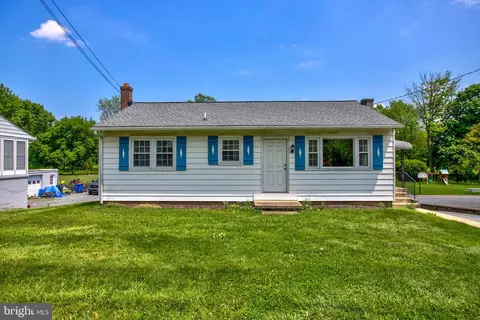 35 Strasburg Pike, Lancaster, PA 17602