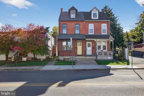 618 4th St, Lancaster, PA 17603