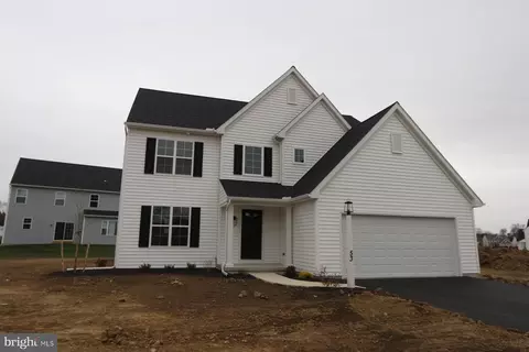 35 Old Orchard Rd, Strasburg, PA 17579