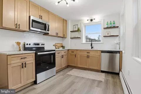 267 S 4th St, Columbia, PA 17512
