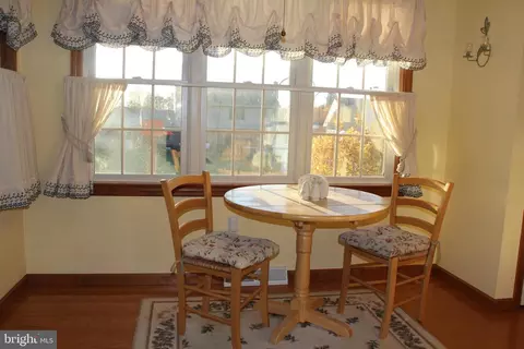 Dining - 668 Snyder Hill Rd, Lititz, PA 17543 photo 1 of 3
