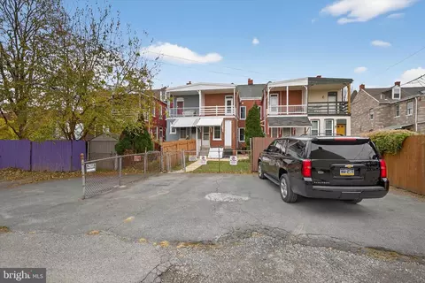 Exterior - 27 Ruby St, Lancaster, PA 17603 photo 8 of 8