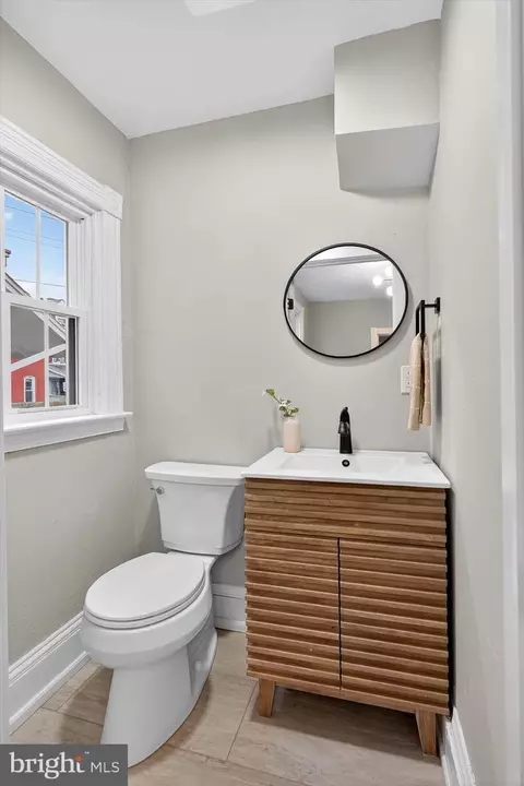 Bath - 27 Ruby St, Lancaster, PA 17603 photo 1 of 10