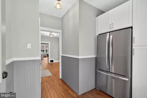 Entry Way - 27 Ruby St, Lancaster, PA 17603 photo 3 of 7