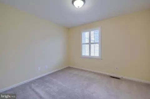 Bedroom - 120 Baneberry Ln, Lititz, PA 17543 photo 1 of 3