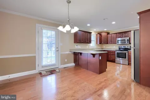 Entry Way - 120 Baneberry Ln, Lititz, PA 17543 photo 2 of 4