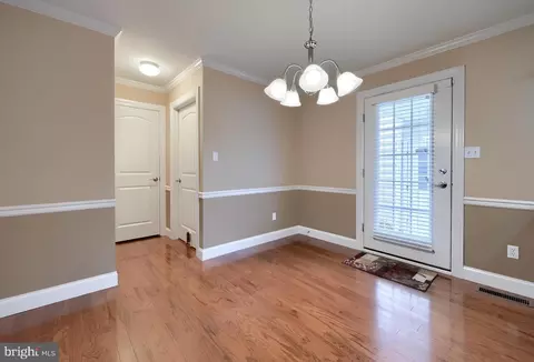 Entry Way - 120 Baneberry Ln, Lititz, PA 17543 photo 3 of 4