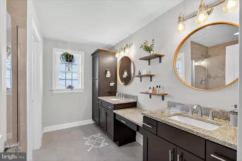 Bath - 311 Ecker Dr, Lititz, PA 17543 photo 1 of 3