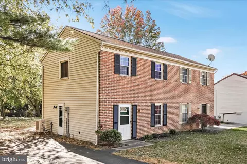 602 Bernhard Ave, Mount Joy, PA 17552