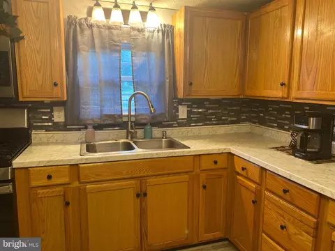 1908 Virginia Ave, Lititz, PA 17543 photo 3