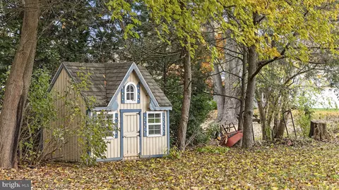 Exterior - 46 Green Acre Rd, Lititz, PA 17543 photo 5 of 5