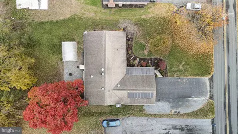 View/Area - 46 Green Acre Rd, Lititz, PA 17543 photo 2 of 3