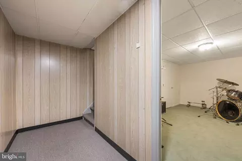 Entry Way - 46 Green Acre Rd, Lititz, PA 17543 photo 2 of 4
