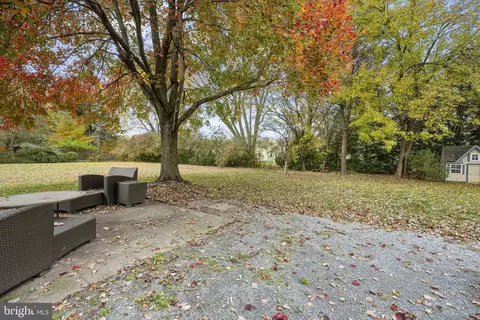 Exterior - 46 Green Acre Rd, Lititz, PA 17543 photo 3 of 5