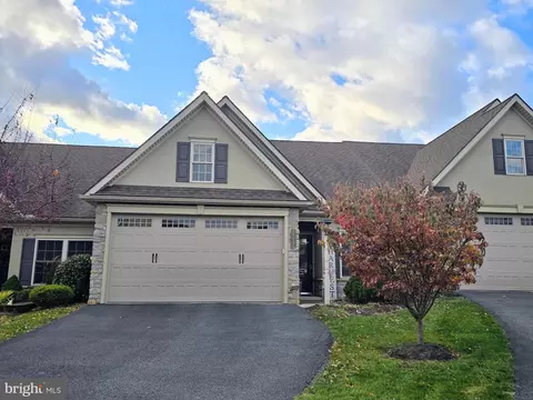 1227 Cantebury Dr, Mount Joy, PA 17552
