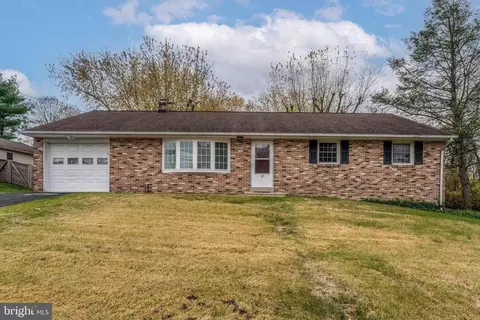 2 Snyder Hill Rd, Lititz, PA 17543 photo 5