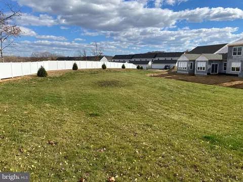 441 Azalea Aly, Lititz, PA 17543 photo 4