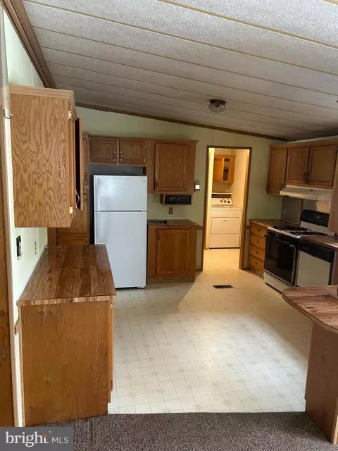 751 Willow Ln, Gap, PA 17527 photo 12