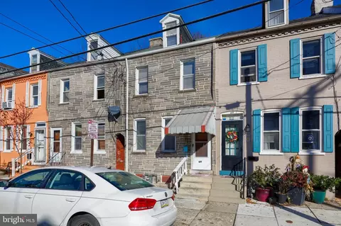 619 1st St, Lancaster, PA 17603