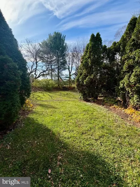 Exterior - 112 Chukar Ct, Lititz, PA 17543 photo 4 of 6