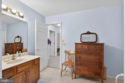 213 E 6th St, Lititz, PA 17543 photo 28