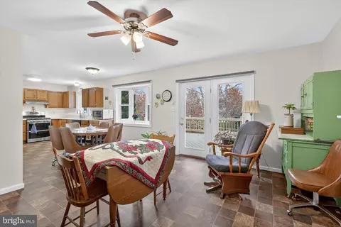 213 E 6th St, Lititz, PA 17543 photo 20